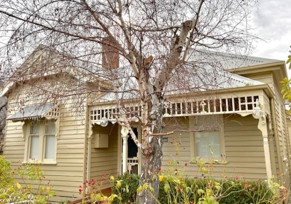 weatherboard home in Newtown, exterior was repainted by Seaview Painting Services